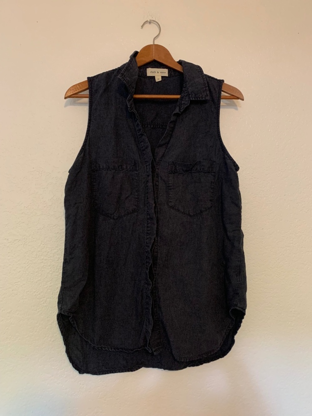 Cloth & Stone Dark Blue 70% Tencel 30% Linen Blend Button-Up Sleeveless Top | M